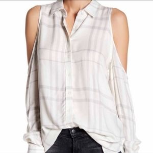 Romeo + Juliet Couture Cold Shoulder Plaid Shirt